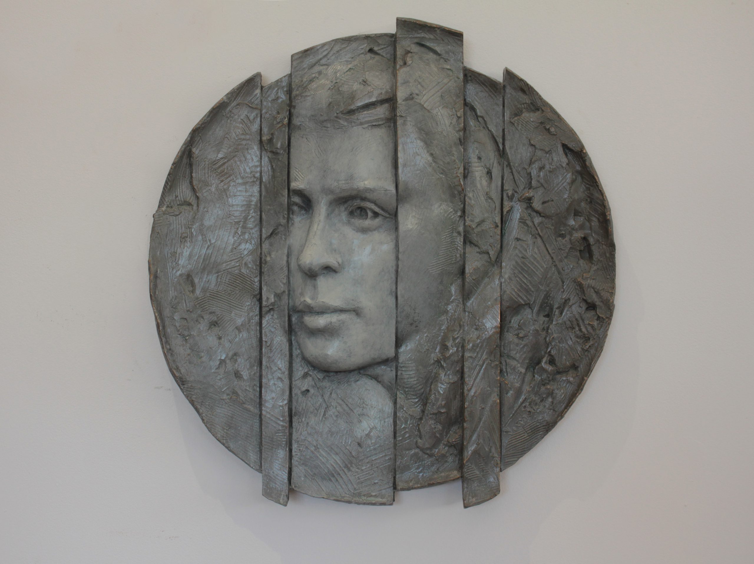 "Medalhão I" | 050x050x008 cm | Bronze