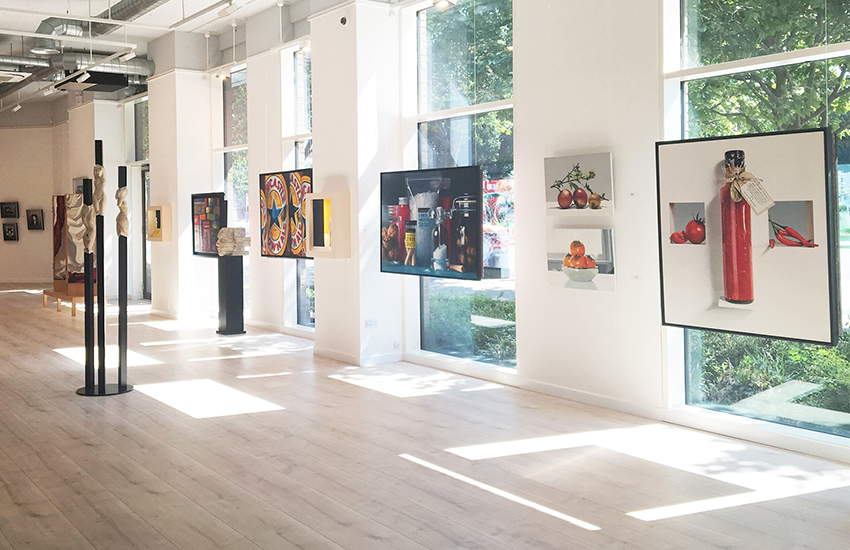 Plus One Gallery 7