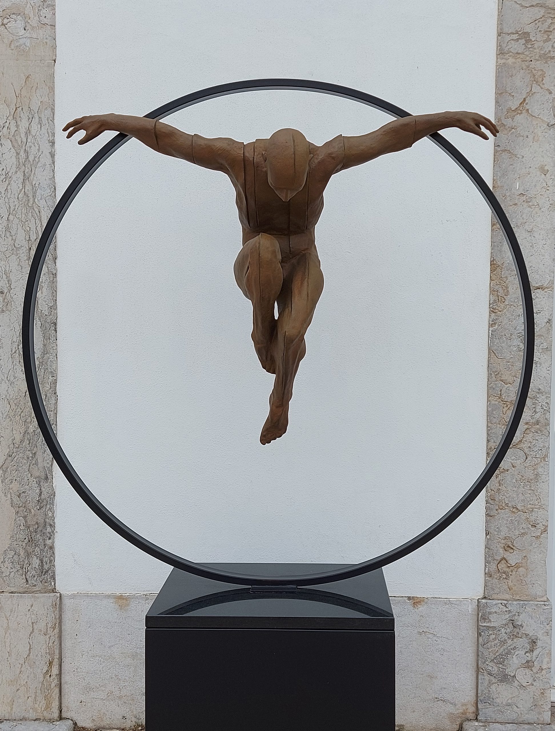 "Icarus" | 195x130x40 cm | Bronze/Ferro